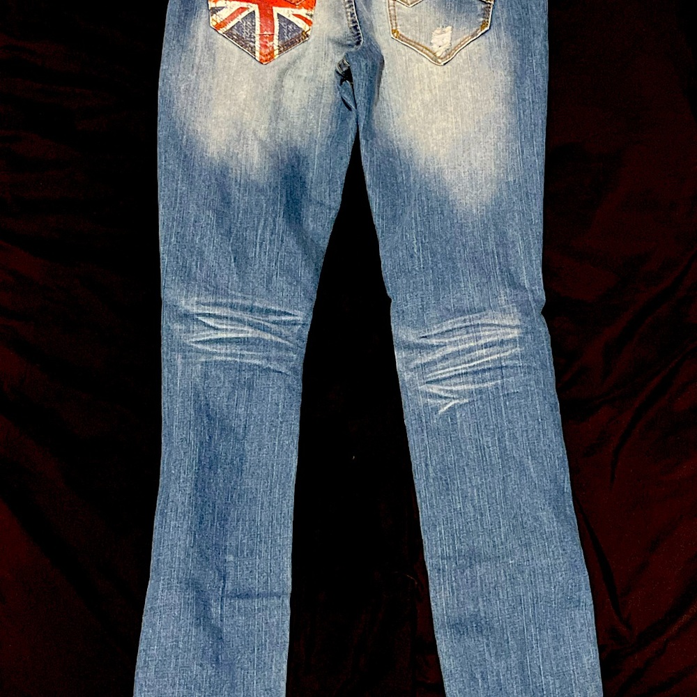 Dollhouse skinny Jean